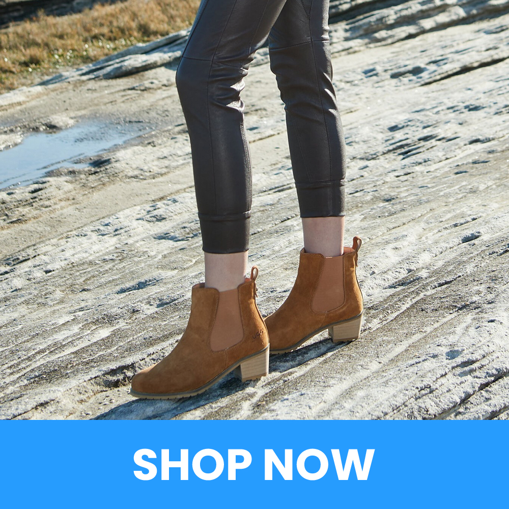 UGG Luna Suede Women Boots